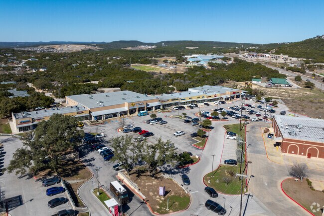 Lago Vista blends retail, dining, and entertainment in its business district.