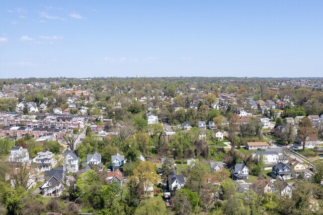 Winston-Govans is a small neighborhood located in North Baltimore.