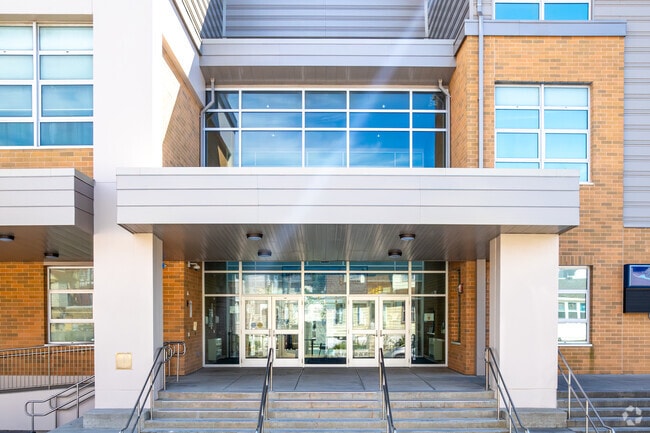 Enter into the world of education at Richmond Avenue School.