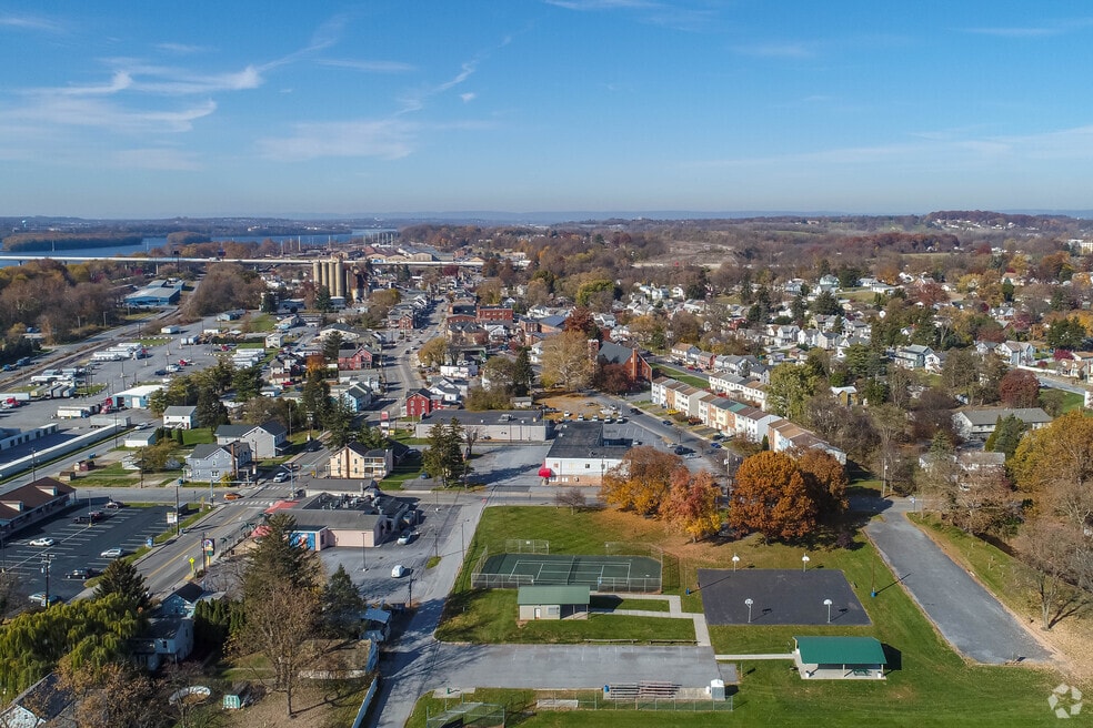 Neighborhood_Royalton_Final_022024