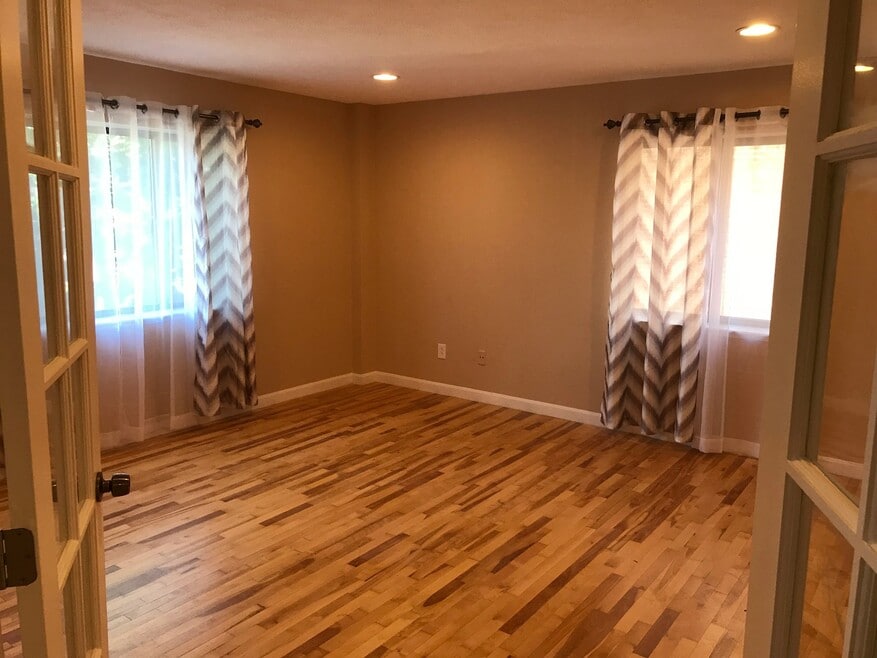 274 Chestnut Ave unit N, Jamaica Plain, MA 02130 - photo 1