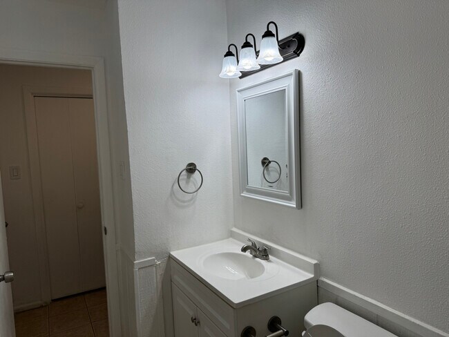 515 Uta Blvd unit 202, Arlington, TX 76010 - photo 6
