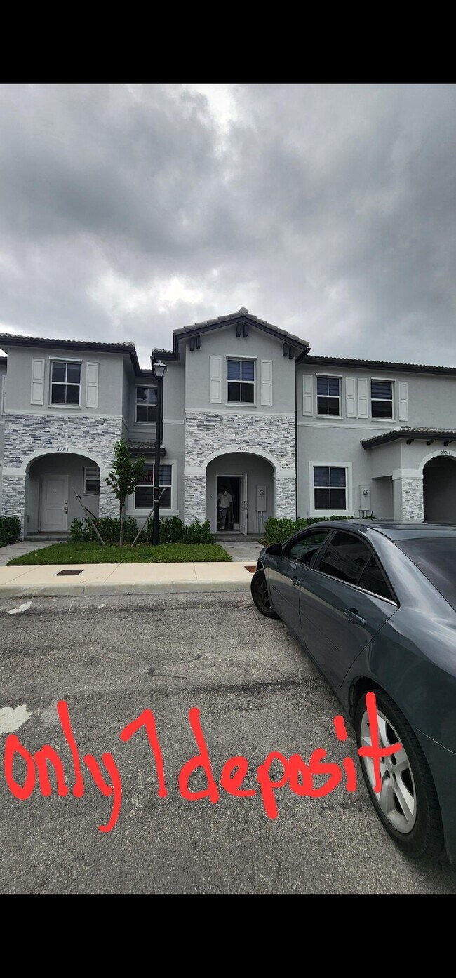 29216 SW 163rd Ct, Homestead, FL 33033