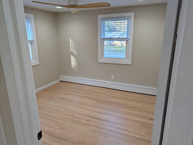 63 Buttles Rd unit Buttles Rd In-law, Granby, CT 06035 - photo 7