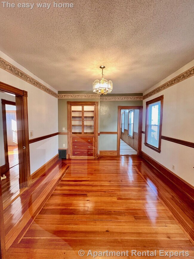 22 Temple St, Somerville, MA 02145 - photo 5