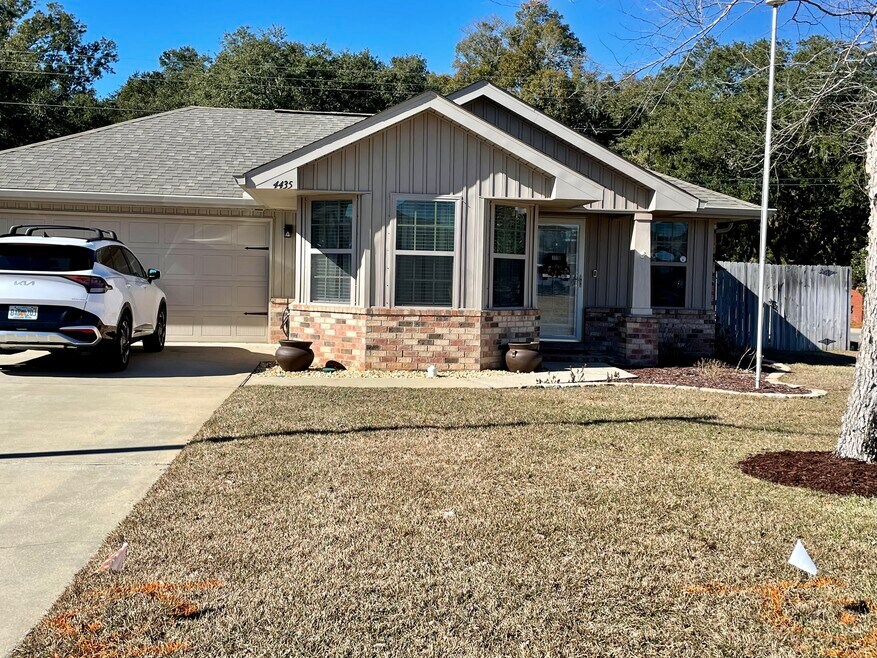 4435 Winona Ln, Pace, FL 32571 - photo 1