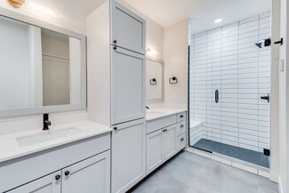3901 Sunnyside Rd S, Edina, MN 55424