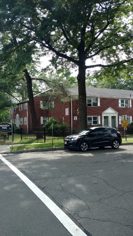 6A Carolyn Terrace unit 1, Roselle, NJ 07203 - photo 3