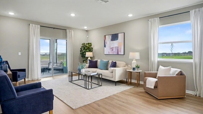 6233 Forest Pines Dr unit 36472960, Bellview, FL 32526 - photo 6