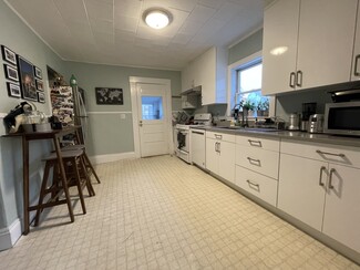 65 Willow Ave Unit 2, Somerville, MA 02144