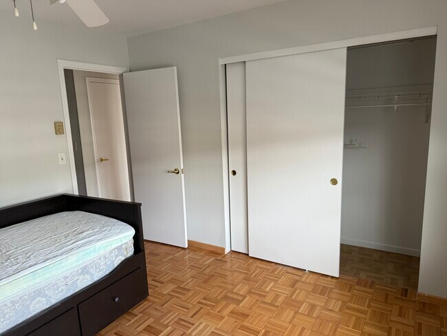 80 Mountain Ct, Bedminster, NJ 07921 - photo 5