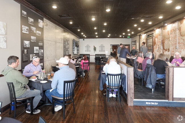 1830 Chophouse in Lebanon serves fine steaks and weekend brunch.