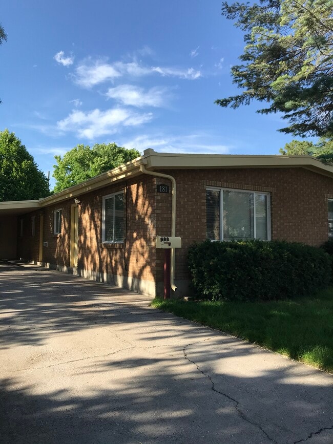 181 Chase St unit Duplex, Pocatello, ID 83201 - photo 2