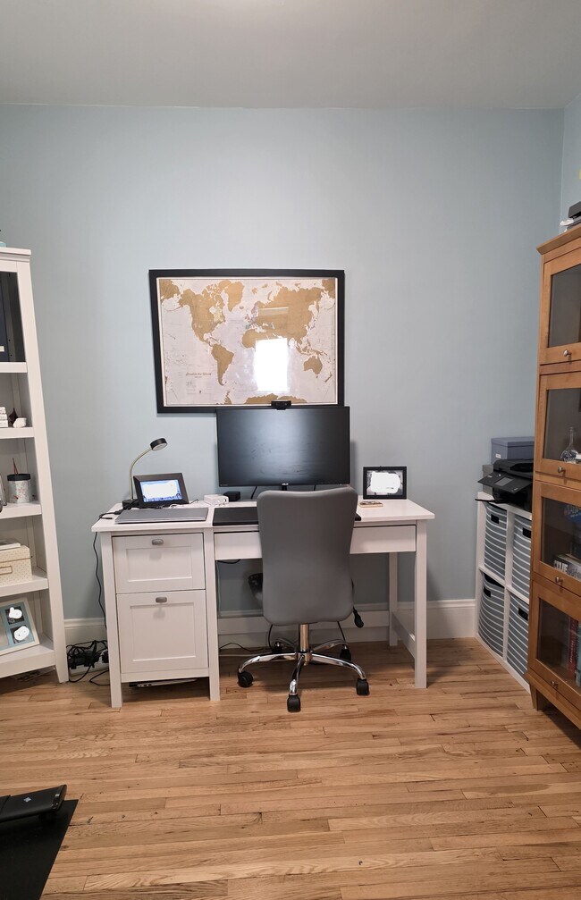 31 Lawrence St, Watertown, MA 02472 - photo 5