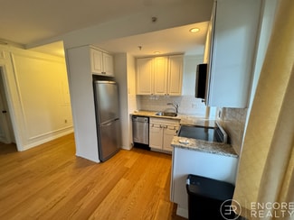20 Chapel St Unit B705, Brookline, MA 02446