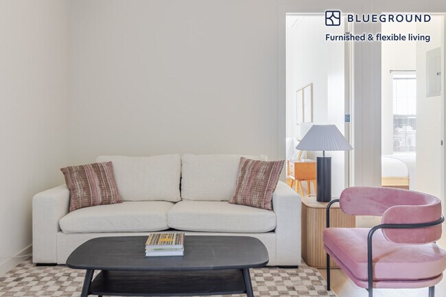 131 Greenpoint Ave unit FL4-ID1896, Brooklyn, NY 11222 - photo 2