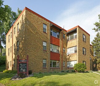 235 Exeter Place, Saint Paul, MN 55104