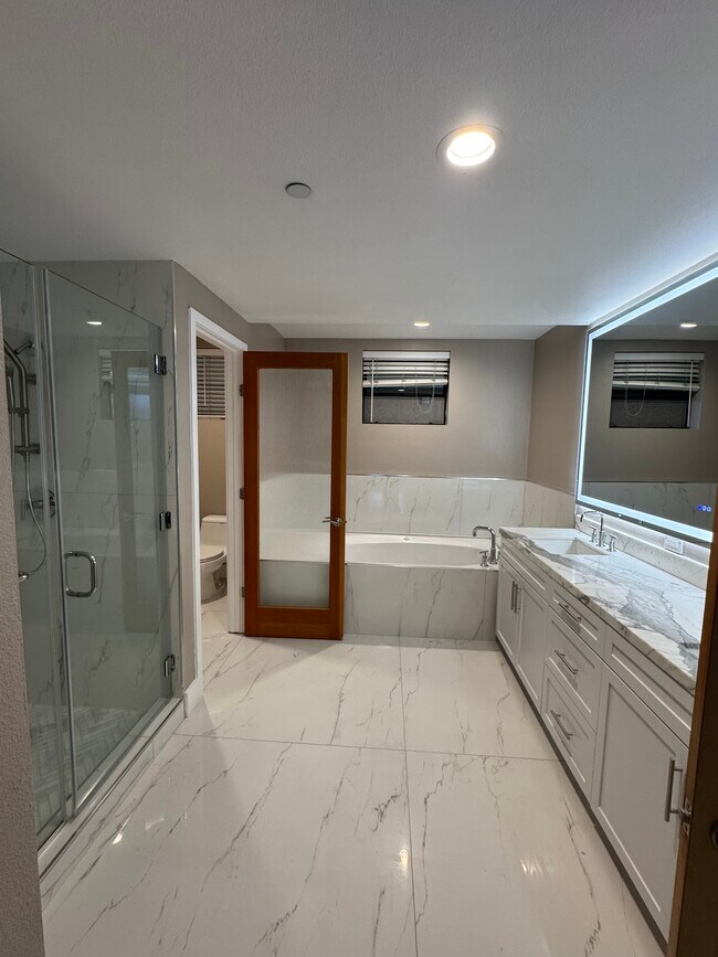 City Place Lofts I unit 49, Long Beach, CA 90802 - photo 7