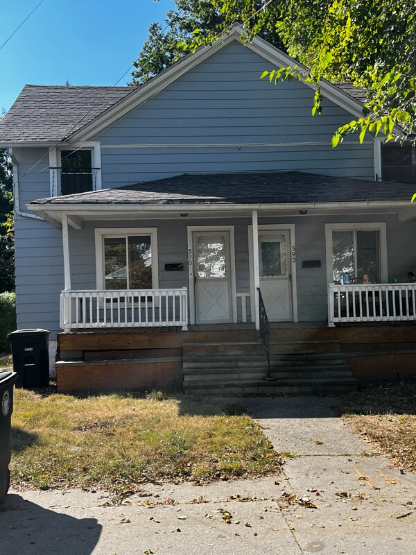 590 Thayer St, Akron, OH 44310