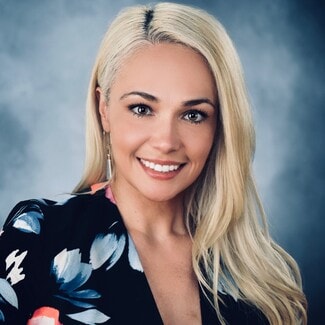 Debbie Viveiros