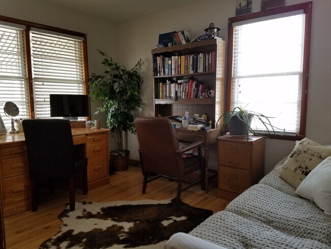 121 Grove Ave unit 1, Fox River Grove, IL 60021 - photo 4