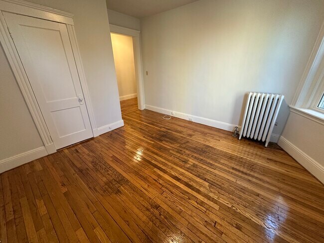 32 Worthington St unit 4, Roxbury Crossing, MA 02120 - photo 5