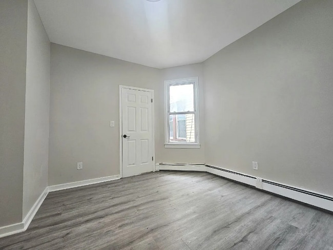 137 Wilkinson Ave unit 2A, Jersey City, NJ 07305 - photo 5