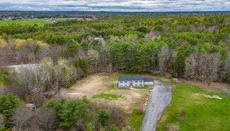 18 Chestnut Dr Unit 202 wDeck, Topsham, ME 04086