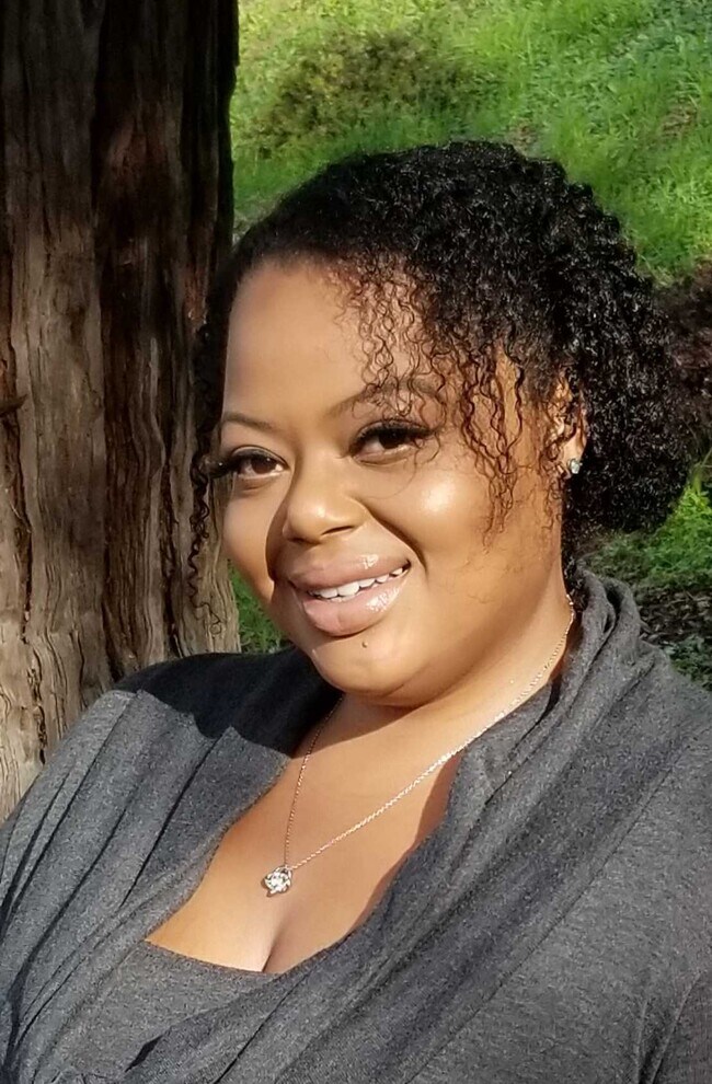 Shannon Savage-Lisenby