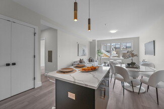 2021 Jones Rd Unit 102, Fort Lee, NJ 07024