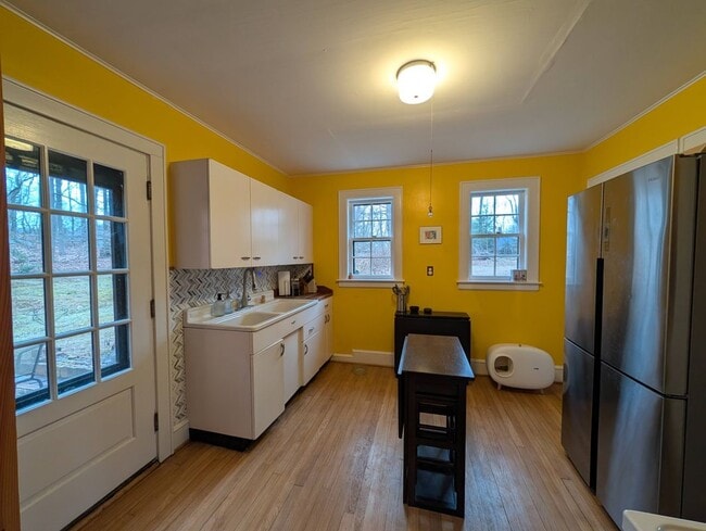 17 Pratt St, Chester, CT 06412 - photo 3