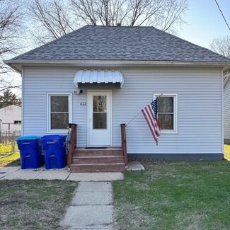 622 4th Ave SW, Oelwein, IA 50662