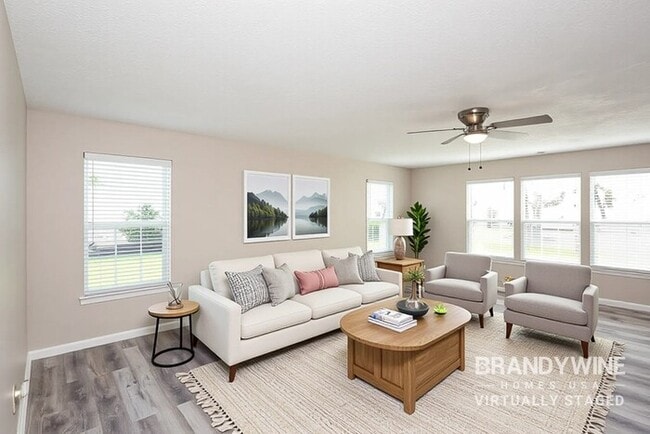 967 Webb Dr, Greenfield, IN 46140 - photo 3