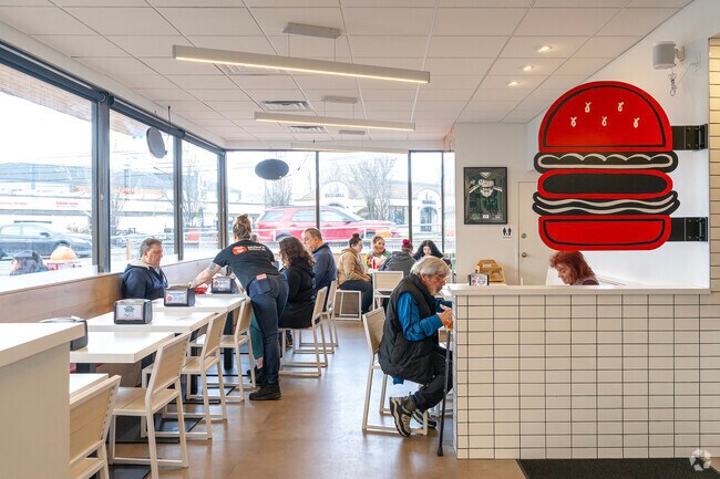 Crestwood residents can enjoy delicious burgers & ice cream at the local chain Mike's Drive-In.