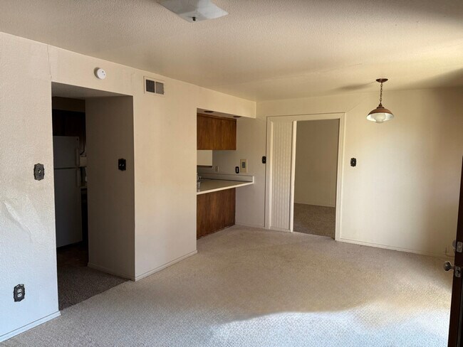 2603 W Alameda St unit 2603 W. Alameda, Roswell, NM 88203 - photo 2