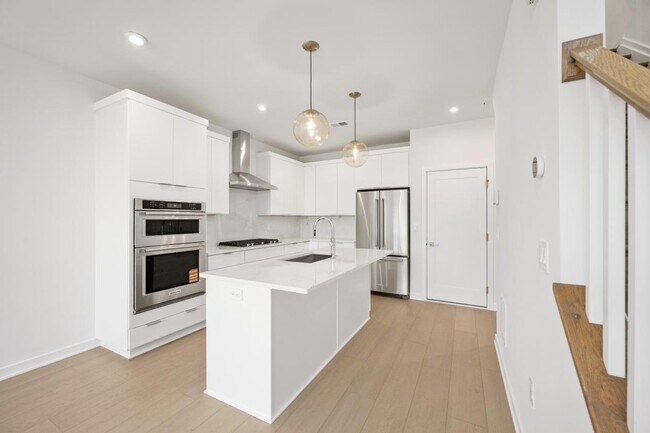 43501 Monroe Crest Terrace, Ashburn, VA 20148 - photo 5