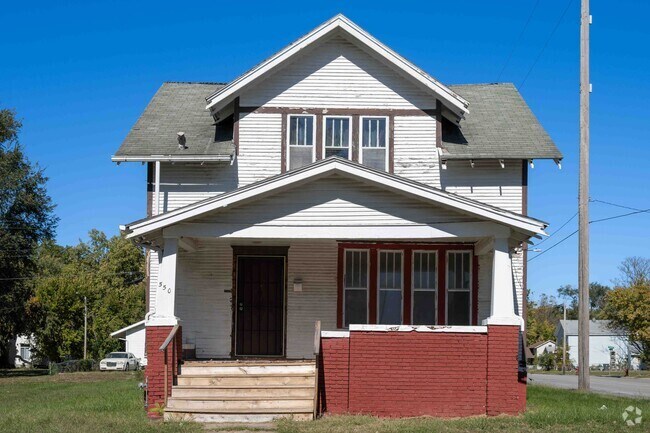 Many bungalow style homes can be seen in the Martin Luther King area.