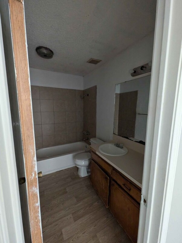 1303 Brown Dr unit D, Copperas Cove, TX 76522 - photo 6