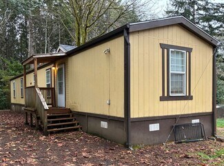 93524 Easy Ln, Coos Bay, OR 97420