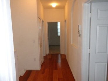 7643 Bristol Cir, Naples, FL 34120 - photo 7