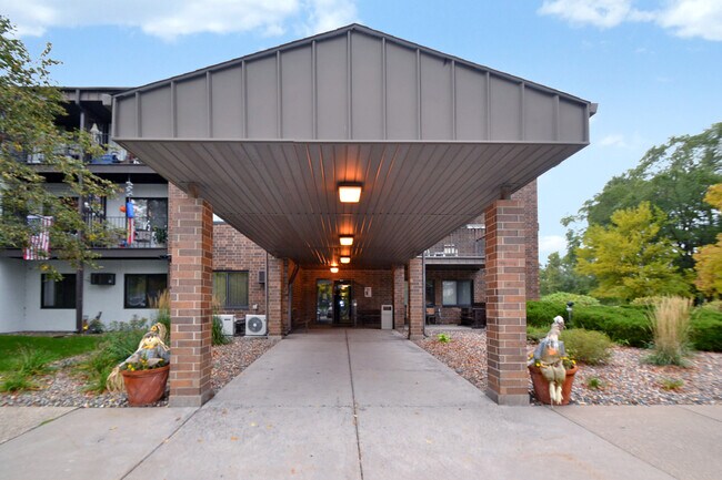 Red Rock Manor, Newport, MN 55055 - photo 5