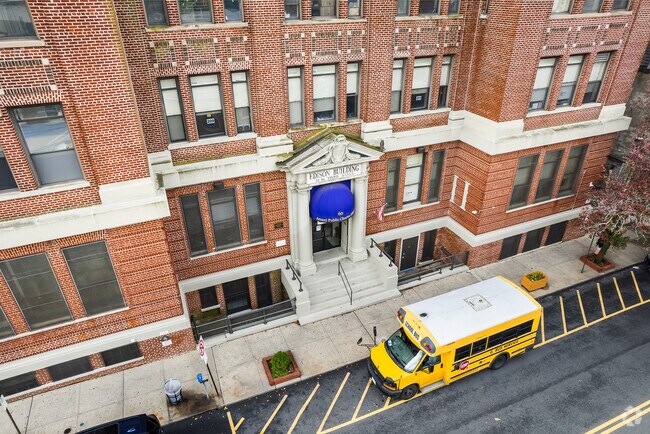 Amani Public Charter School is a highly rated academic institution in Mount Vernon.