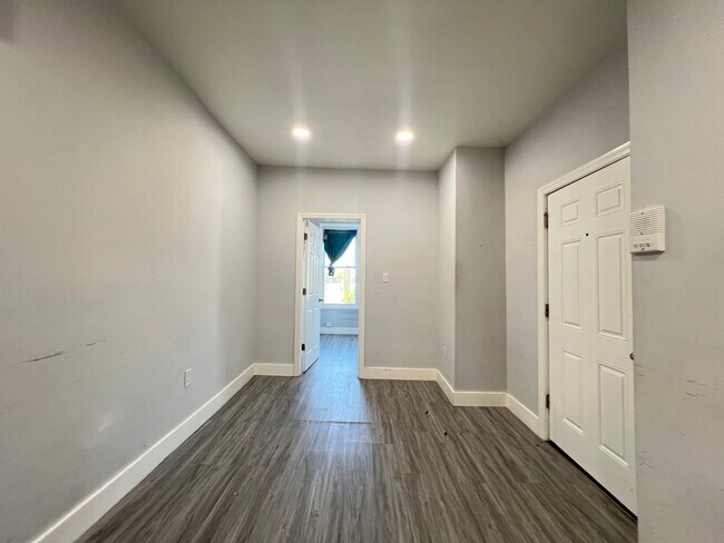 42 Storms Ave unit 1, Jersey City, NJ 07306 - photo 4