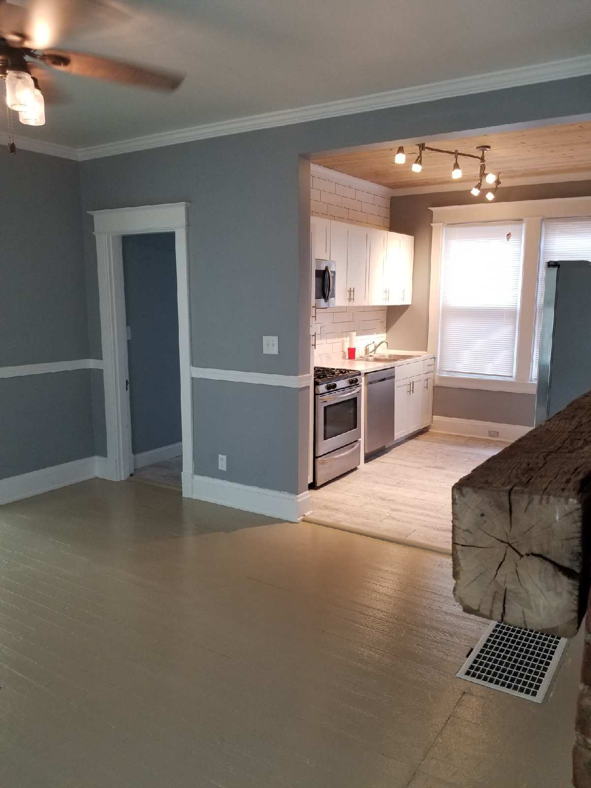 847 York St unit Apartment 2, Newport, KY 41071 - photo 1