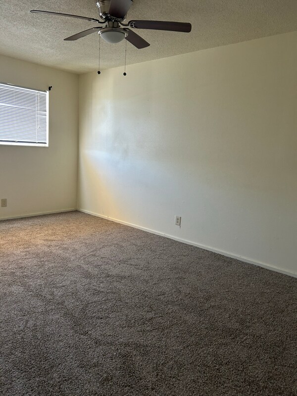 2601 N Kentucky Ave unit 21, Roswell, NM 88201 - photo 5