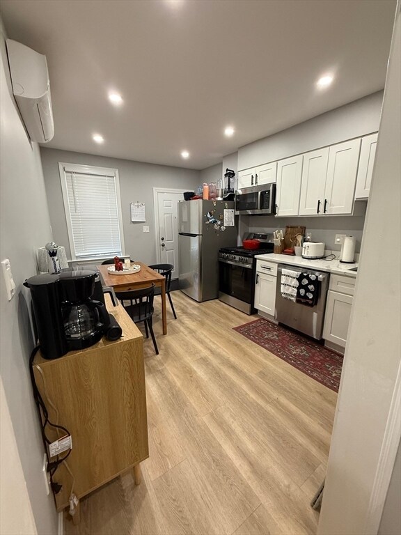 42 Saxton St Unit 2, Boston, MA 02125