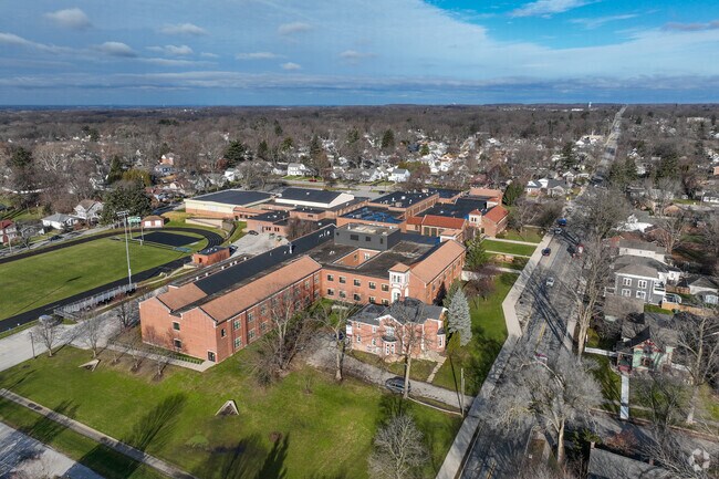 Centrally located in Valparaiso, Ben Franklin Middle offers great programs for students.