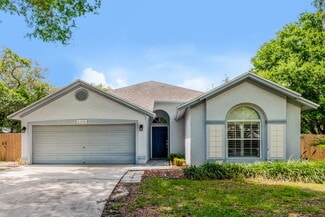 2308 Kenwick Dr, Valrico, FL 33596
