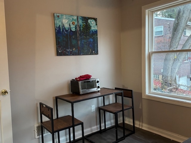 2259 Potomac Ave unit Upper Unit, Pittsburgh, PA 15216 - photo 6