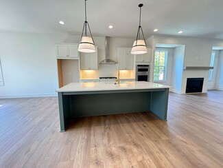 1043 Dryden Ln NE, Brookhaven, GA 30319